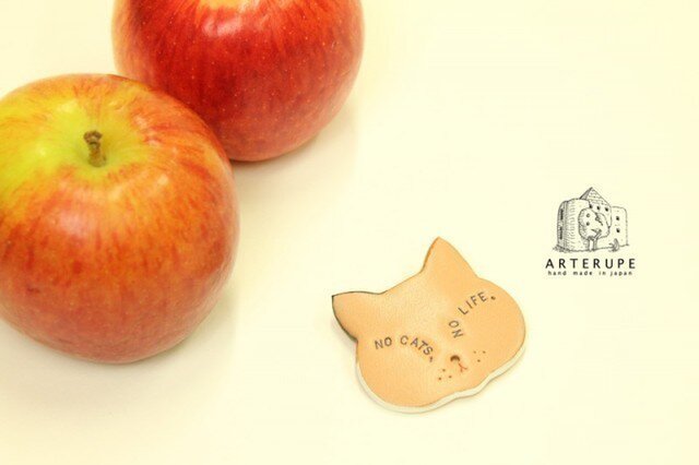 Brooch/No Cats, No Life.・Mikeの画像1枚目