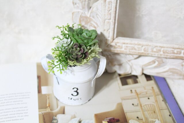 多肉植物寄せ植えアレンジメント【フェイク】の画像1枚目
