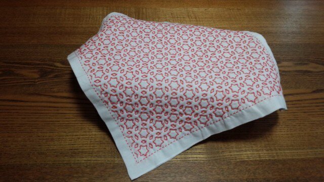 刺し子の花ふきん 星と三つ菱の画像1枚目