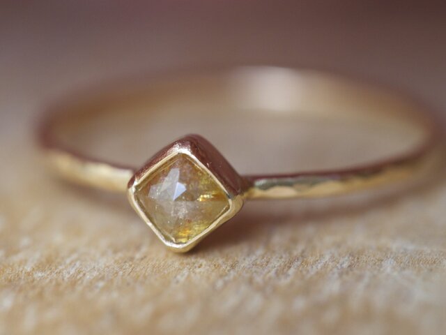 Orange Beige Diamond Ringの画像1枚目