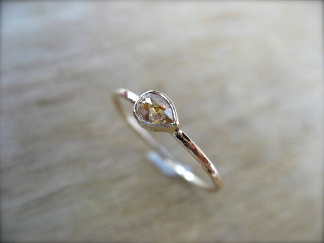Tiger Lily Drop Diamond Ringの画像1枚目