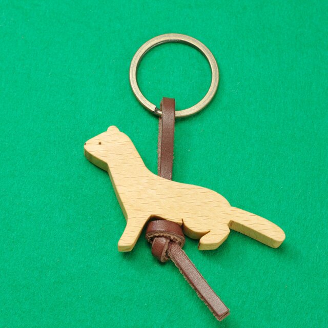 オコジョ　木のキーリング