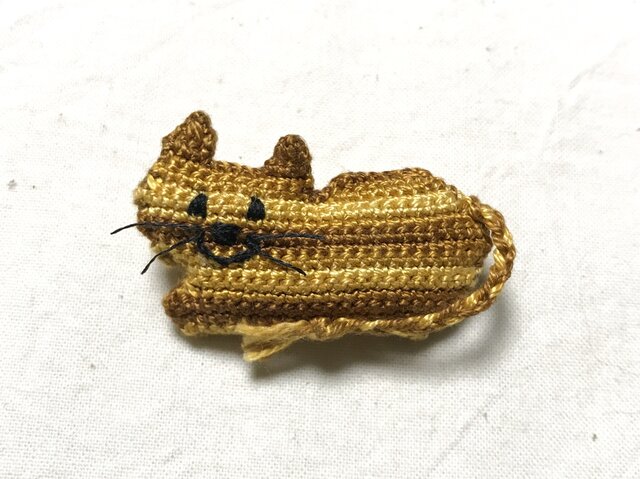 どうぶつブローチ - ねこ(トラ)の画像1枚目
