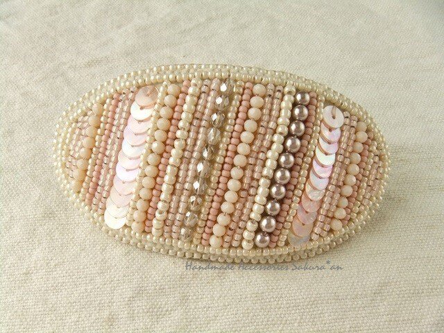 sold/ピンクのしましまバレッタ(K0327)の画像1枚目