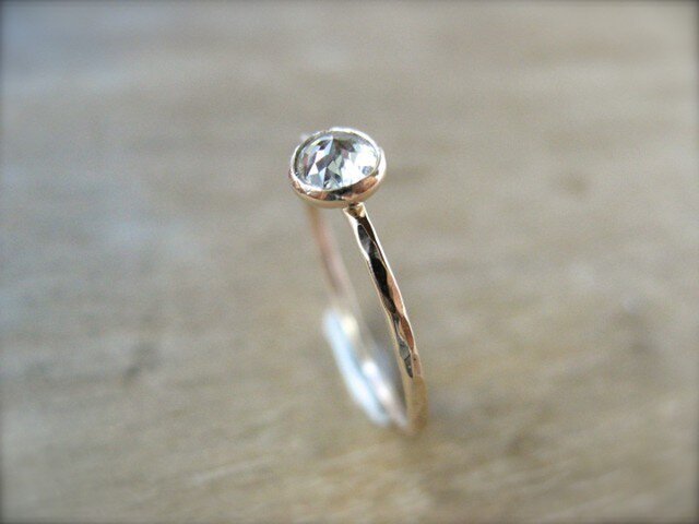 White Diamond Ringの画像1枚目