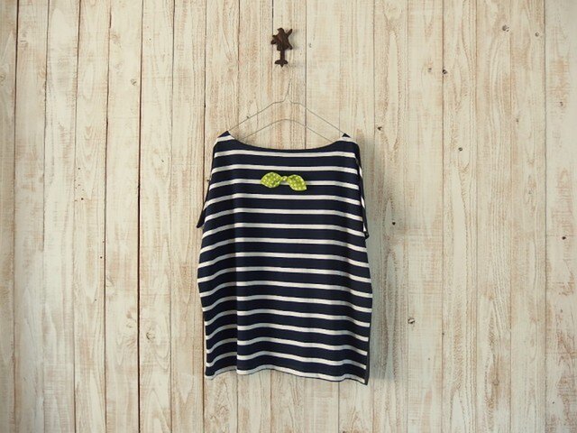 どっちもTシャツ(リボン)/紺白ボーダー×チャコールグレーの画像1枚目