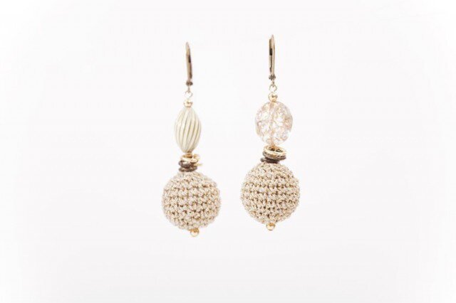 BEBEピアス<Gold>の画像1枚目