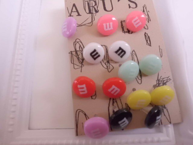 マーブルチョコ風ピアス(イヤリングOK))の画像1枚目