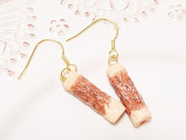 ミニ焼きちくわピアス★イヤリング変更可能★!の画像1枚目
