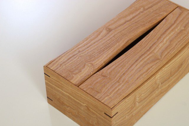 ティッシュケース[タモ玉杢] | iichi 日々の暮らしを心地よくする