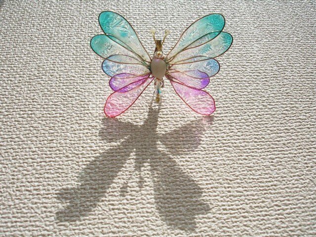 未使用　piari 様　ハンドメイド　作品　ブローチ　蝶　ピンク 花蝶+桜 ビーズ刺繍ブローチ | iichi 日々の暮らしを心地よく