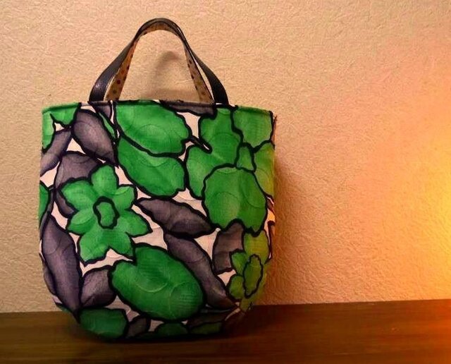 緑のお花バッグの画像1枚目