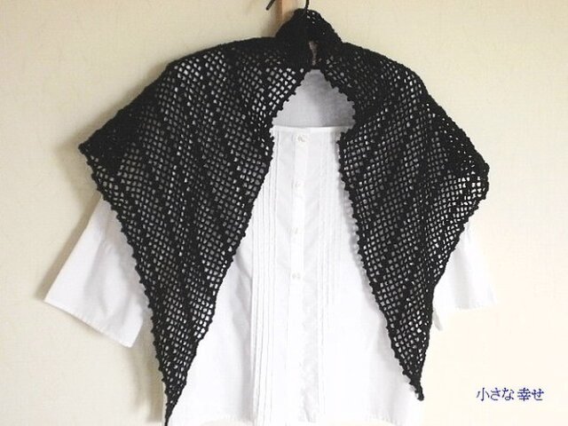 【SALE】三角ショール(ブラック)の画像1枚目