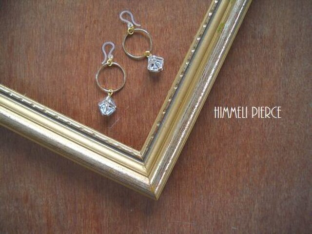 himmeli pierce(樹脂フックピアス)の画像1枚目
