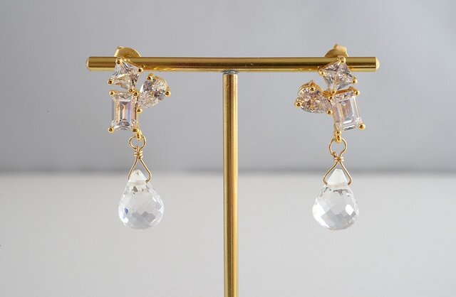 STONE Luxury pierceの画像1枚目