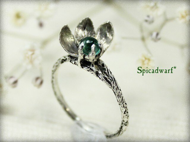 Fused glass flower ring size 10の画像1枚目
