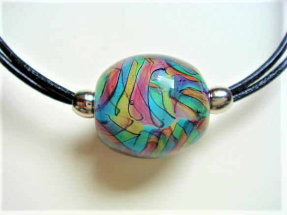 とんぼ玉（色あそび3） | iichi 日々の暮らしを心地よくする