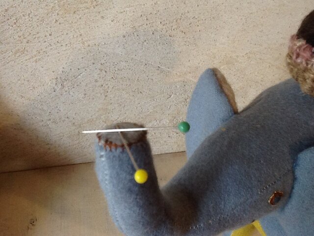 ゾウさんピンクッション | iichi 日々の暮らしを心地よくする