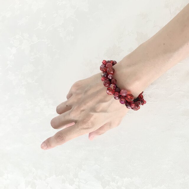 クロッシェシュシュ レッド 赤 パール かぎ針編み ビジュー