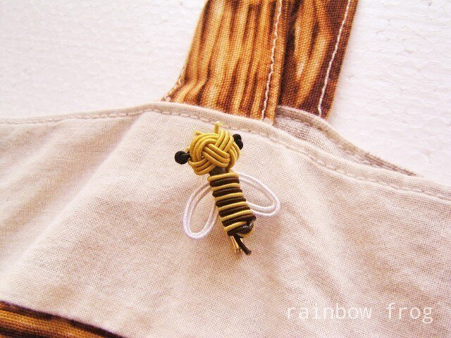水引 ミツバチ ブローチの画像1枚目
