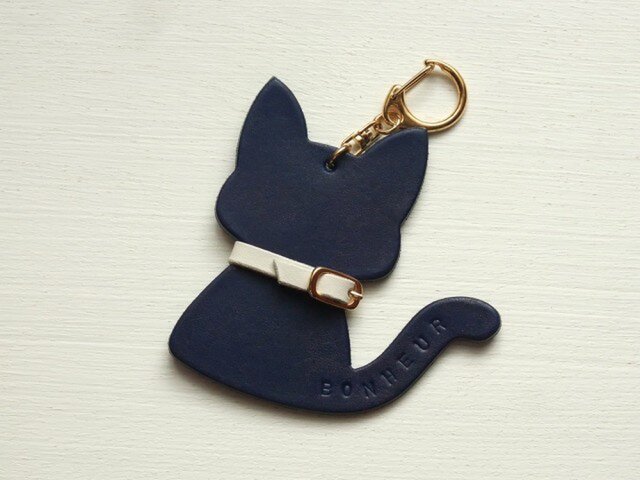 シルエットチャームねこ(ブルー)の画像1枚目