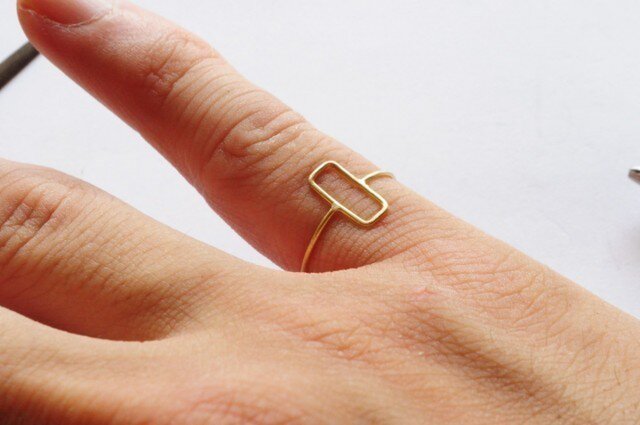 【未使用に近い】Fine Ring 指輪 K18 極細リング Amazon | K18 Fine Ring 「18金製・ゴールド・極細リング」 華奢
