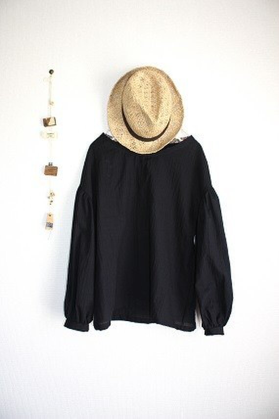 バルーンスリーブブラウス