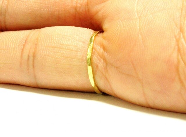 k18 ランダム槌目リング | iichi 日々の暮らしを心地よくする