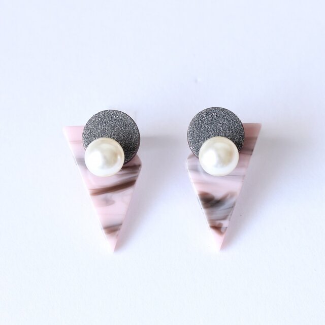 marble pink ピアスの画像1枚目