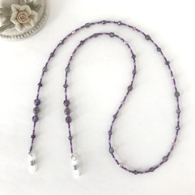 ハンドメイド グラスコード メガネチェーン チェコガラス ベルフラワー♡一点物♡ ハンドメイド グラスコード チェコガラス ベルフラワー ホワイト
