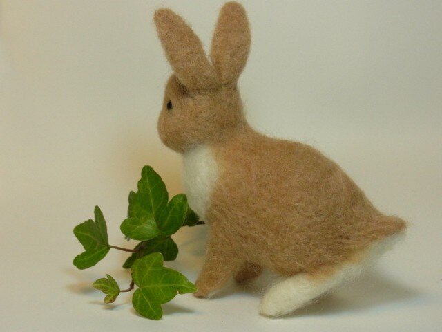 クリスマスうさぎ “えりまきうさ” | iichi 日々の暮らしを