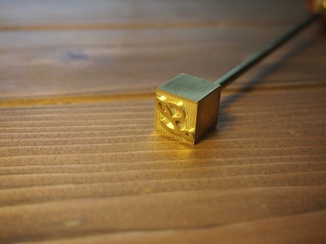 焼き印 ”L” アルファベットの画像1枚目