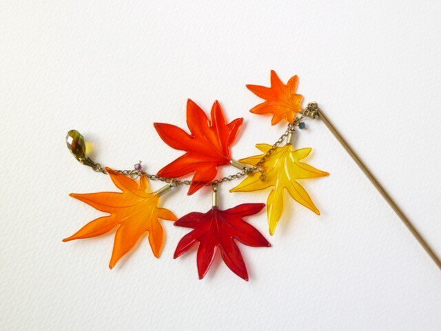 紅葉かんざし 秋時雨 | iichi 日々の暮らしを心地よくする