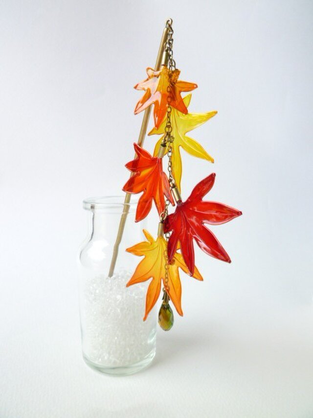 紅葉かんざし 秋時雨 | iichi 日々の暮らしを心地よくする