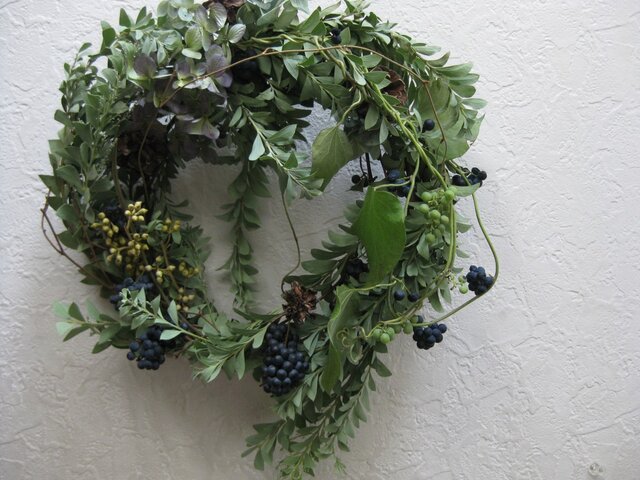 山葡萄と木の実のwreathの画像1枚目
