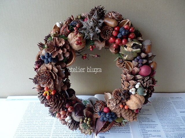 八ヶ岳〜静かな森の木の実Wreath12の画像1枚目