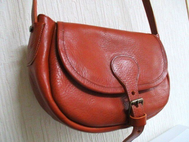sale・イタリアンレザーふた付きショルダーの画像1枚目
