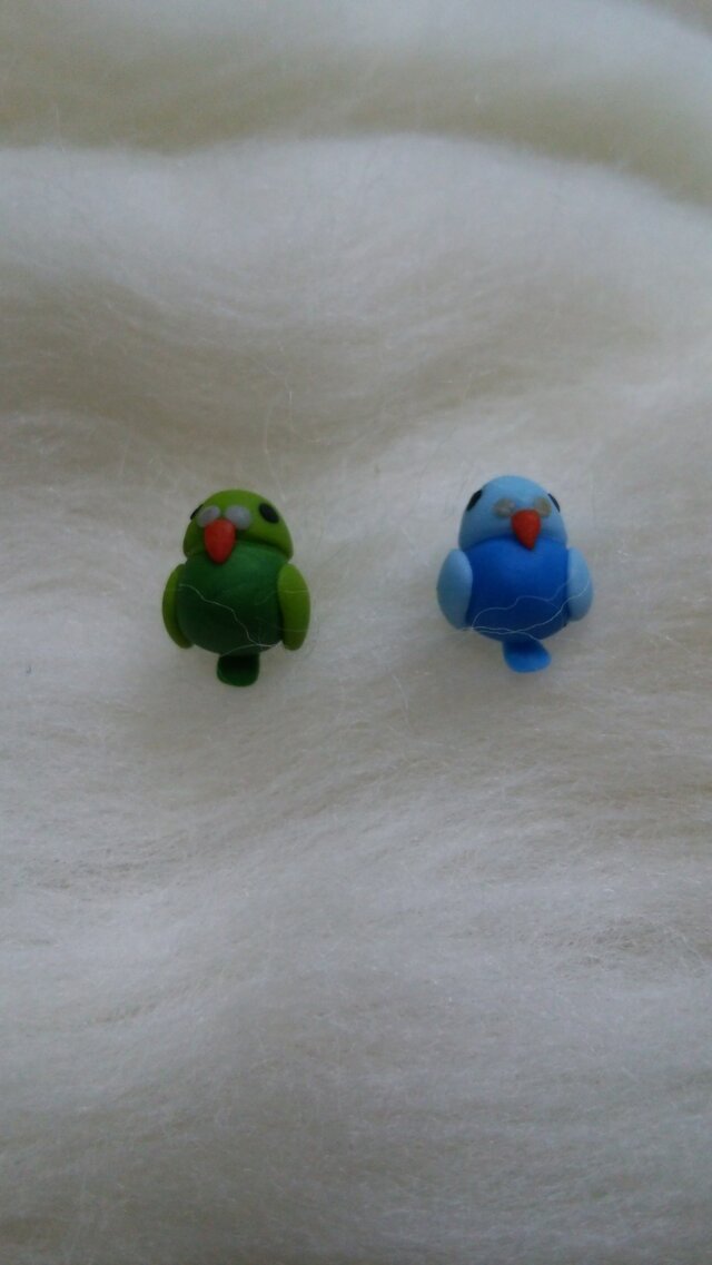 インコのピアスの画像1枚目