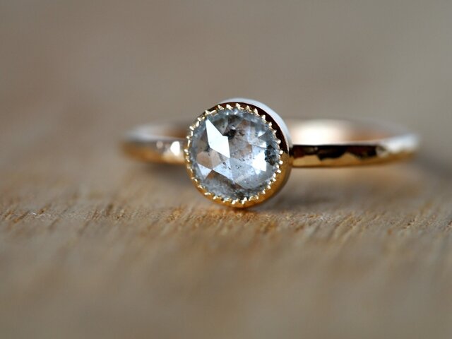 A Moment’s Reflection Diamond Ring Roundの画像1枚目