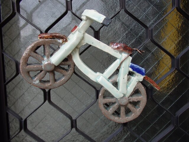 壁掛け自転車の画像1枚目