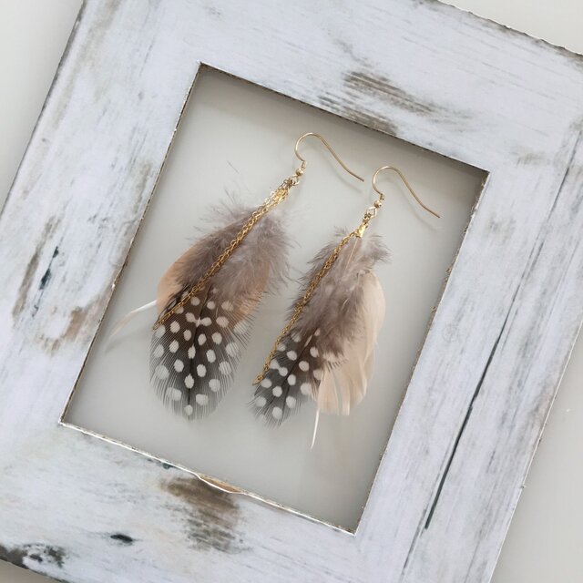 フェザーピアス