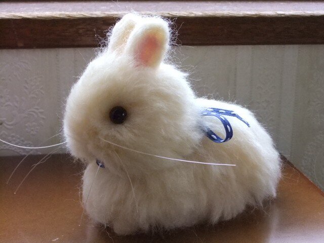 Sale!たち耳うさぎ クリームの画像1枚目