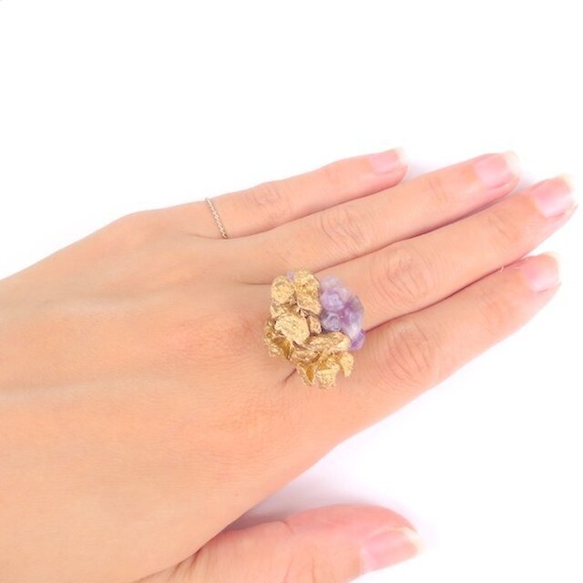 【再販売】アメジスト×ヒノキの実 リングの画像1枚目