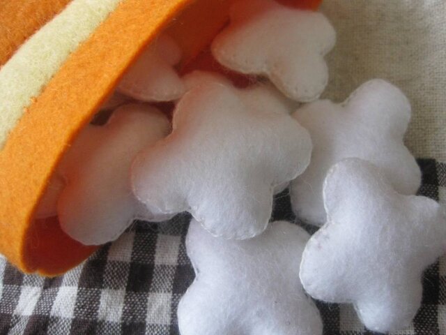 ポップコーン ハンドメイド フェルト ままごと | iichi 日々の暮らしを