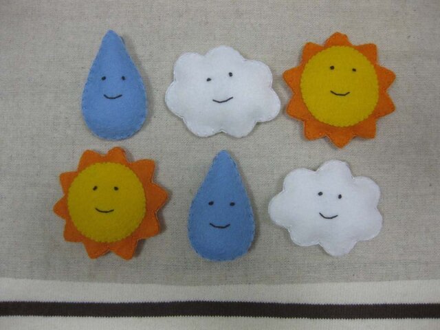 お天気のオーナメント ハンドメイド フェルト | iichi 日々の暮らしを