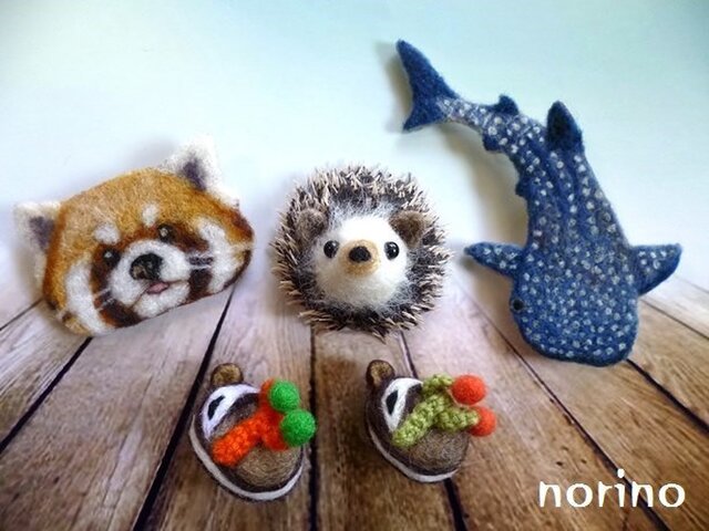 ■Mさまご予約品 ハリネズミ、シマリスブローチ他 計5点■の画像1枚目