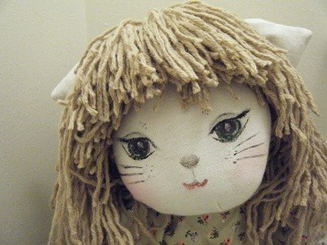 天然素材だけを使った猫ちゃん(スコティッシュフォールド)ドールの画像1枚目