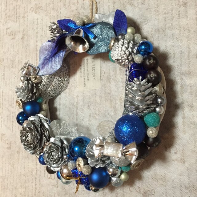 再販 ブルー×シルバーのクリスマスリース L | iichi 日々の暮らしを