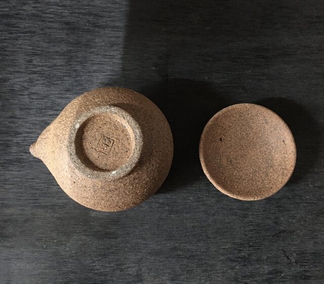 焼締宝瓶 | iichi 日々の暮らしを心地よくするハンドメイドや