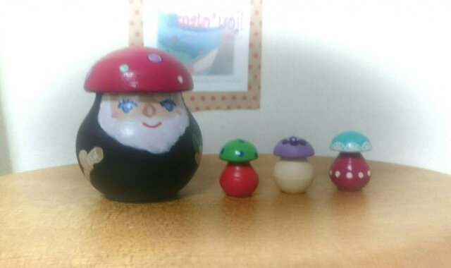 森の精霊レーシイ&コキノコ3個組マトリョーシカ(ピンク帽子)(再販)の画像1枚目
